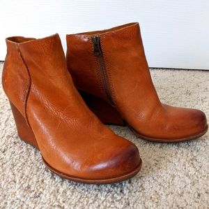 Kork Ease Brown Leather Wedge Booties, Size 5.5